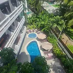 Patong Central Residence And Apartment