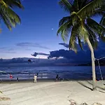 Bonanza Patong Beach1 100M To Beach Sun Room