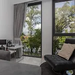Cassia 1Br Lake&Road View Apt By Nla