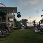 Karon Beachfront Apartment 724