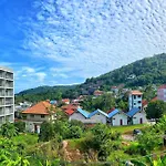 Mountain View Apartment