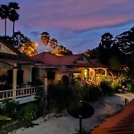Rose Bungalow At Ya Nui Beach