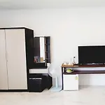 Pr Room For Rent