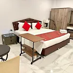 Pr Room For Rent
