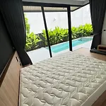 Villa 3 Bedroom 5 Minutes To Naithon Beach
