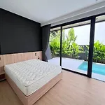 Villa 3 Bedroom 5 Minutes To Naithon Beach
