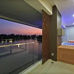 2Bdr Lakeview Apartment Angsana Oceanview Residence By Capital Pro