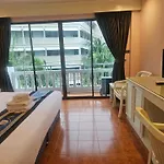 Patong Central Residence And Apartment