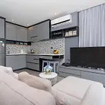 Enjoy Tropical Hill Views In Citygate Suite L705, Top Facilities, Near Fantasea & Cafe Del Mar Kamala Beach Club