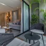 Diamond Condo By Vс