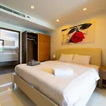 Butterfly Oceanic Condo Karon Beach Phuket