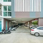 Beach Life & Surf Thrills, Stay At Kata Suite 8-132 In Ozone Residence