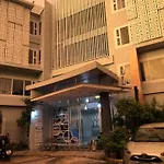 Dinar Lodge