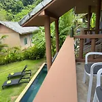 Sakoo Valley Naithon Beach