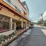 Luxury Pool Villa 5 Mins To Phuket Old Town