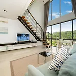 Deluxe Apartment At Icon Park By Lofty