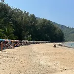 Title Halo I Sea You