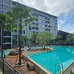 1Bdr King Size Bed 3 Restaurants 500M To Beach