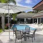 Villa Talina - 4-Bedroom Pool And Garden Villa