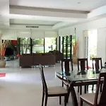 Villa Talina - 4-Bedroom Pool And Garden Villa