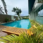 Chic Condominium Karon B511