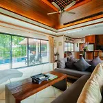 Lotus Pool Villa