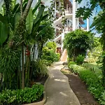 Beachside Apt. Short Walk To Nai Harn Beach - 2Br