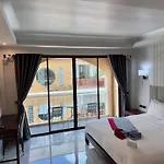 Grand Orlov Apart Hotel