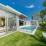 Luxury Villa View Garden
