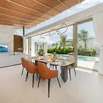 Luxury Villa View Garden