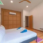Premier Living In Prime Location V146
