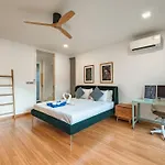 Premier Living In Prime Location V146
