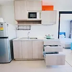 02Nice Room Phuket Town Near Shopping Malls And Naka Night Market