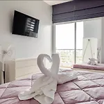 Karon Apartment Seaview