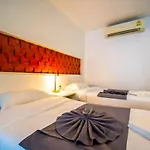 The Thai Guesthouse And Hostel