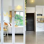 Scenic Condo 50 Sqm Karon