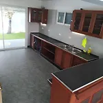 2,5 Zimmerwohnung Mit Pool Und Pavillon