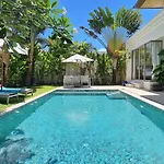 Luxury 3 Bedroom Pool Villa