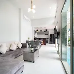 Classic Modern Pool Villa Rawai A1 - 3Br