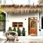 Surfer House Patong Center 3 Bedrooms