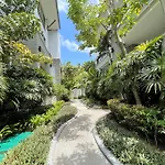 Nai Thon Beachfront Apartment By Lofty