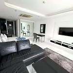 Sea View Studio With Private Terrace & Pool