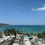 Sea View Apartment With Jacuzzi At Patong Tower