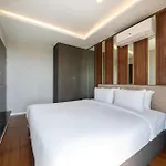 Surin Apartment With Sea View & Jacuzzi