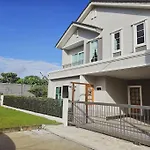 Little Cottage - 3Br House For Family Vacation