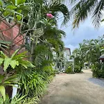 Kamala Beach House 100M To The Beach