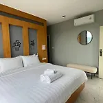 Seaview 2 Bedroom Spacious Modern Duplex Near Kamala Beach