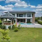 5 Bdr 18 Meter Pool Villa In Laguna Phuket