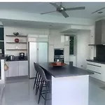 Villa Parinda Kamala