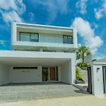 Luxury Golfside Villa Near Patong - Villa Priva